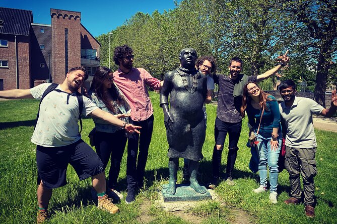 Private Hidden Gems Walking Tour in Ghent - What makes the guiding style work so well