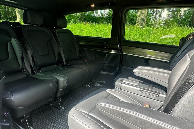 PRIVATE MPV TRANSFER FROM/TO BRUSSELS AIRPORT (Max 6 pax) ONE-WAY - Why This Private MPV Transfer Feels Easier Than Taxi Chaos at Zaventem
