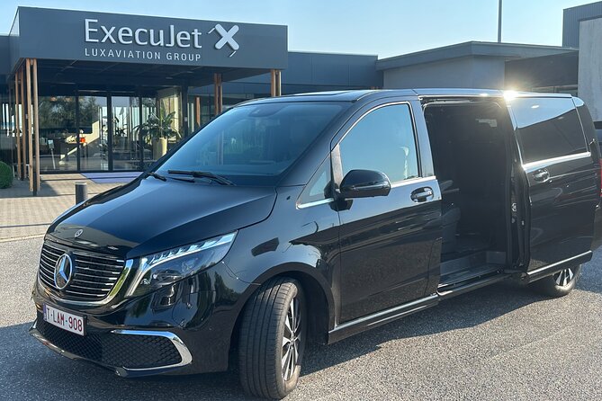 PRIVATE MPV TRANSFER FROM/TO BRUSSELS AIRPORT (Max 6 pax) ONE-WAY - Comfort and Group Size: Up to 6 People Without the Chaos