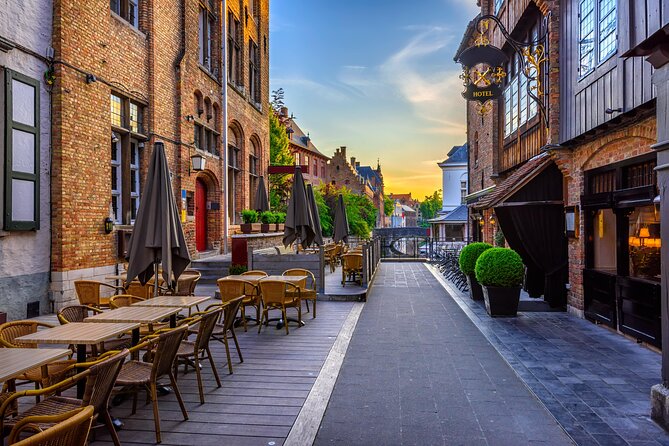 Romantic Bruges: Love Between the Canals Exploration Game - Best times and who this is for