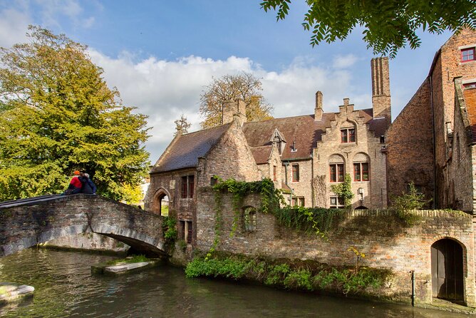 Self-Guided Secrets Tour - Explore Bruges & Miss nothing - Stop-by-stop: what you’ll experience in Bruges
