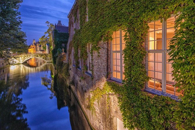 "Shades of Brugge" Photo Tour - 3hr private city tour & workshop - Meeting point and pickup, what to do so you do not waste time