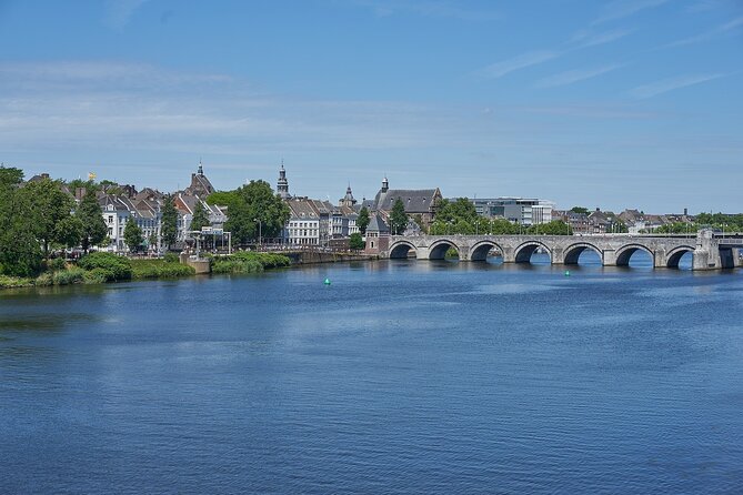 Small Group Liège to Aachen to Maastricht Border Crossing Tour - Is this tour for you? My booking advice