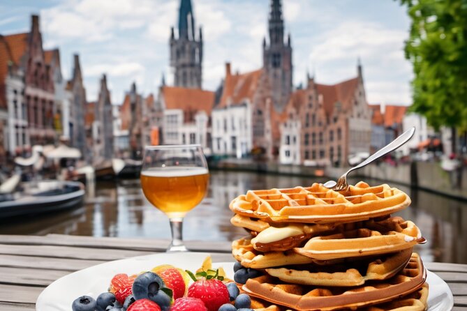 Stress-Free Bruges for Cruise Passengers with opt. Canal Cruise - Walking Bruges on Purpose, 90 Minutes on Cobblestones