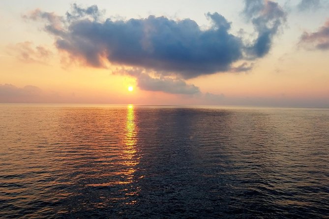 Sunset cruise - Key things you’ll notice on board