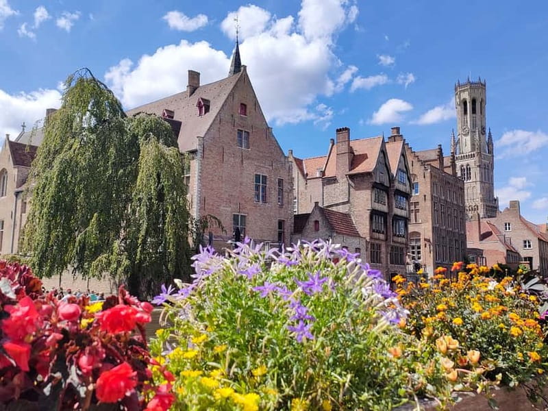Thé best chocolate in Bruges! Private tour! - Katelijnestraat and Walstraat: final tastings and the start of your beguinage visit