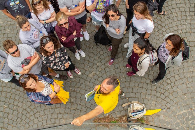 THE Storytelling Tour of Bruges | First Day Must | History & Tips - Huidenvettersplein, pralines by Olivier, and the final feel-good moments