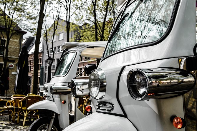TukTuk Tour through historic Antwerp 2.5h - Why Antwerp works so well by tuk tuk