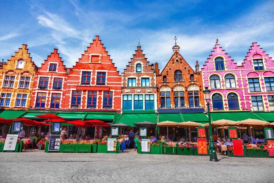 Visit of Bruges in 1 day private tour from Paris - Should you book this Bruges in 1 day private tour?