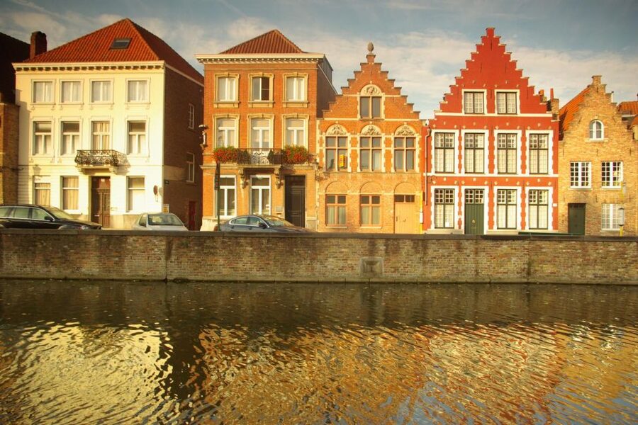Visit of Bruges in 1 day private tour from Paris - Hotel pickup from Paris to Bruges: the day stays easy