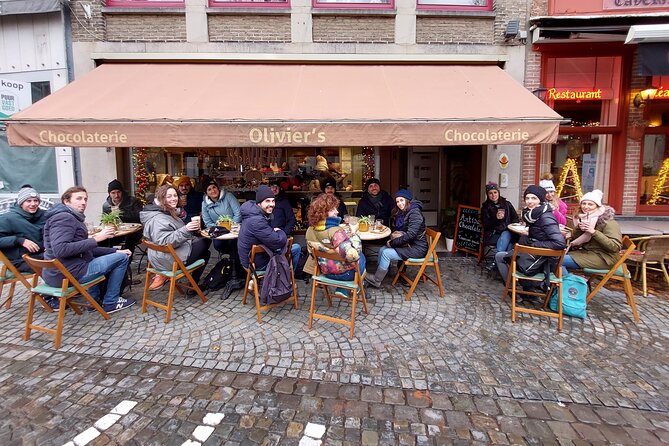 Walking Tour with Hot Chocolate and Chocolate Tasting - Bruges in Two Hours, Hot Chocolate Included