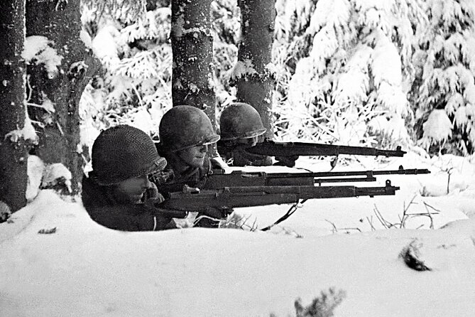 WWII Battle of the Bulge Private Guided Day Tour from Brussels - Baugnez 44 Historical Center: context you can actually remember
